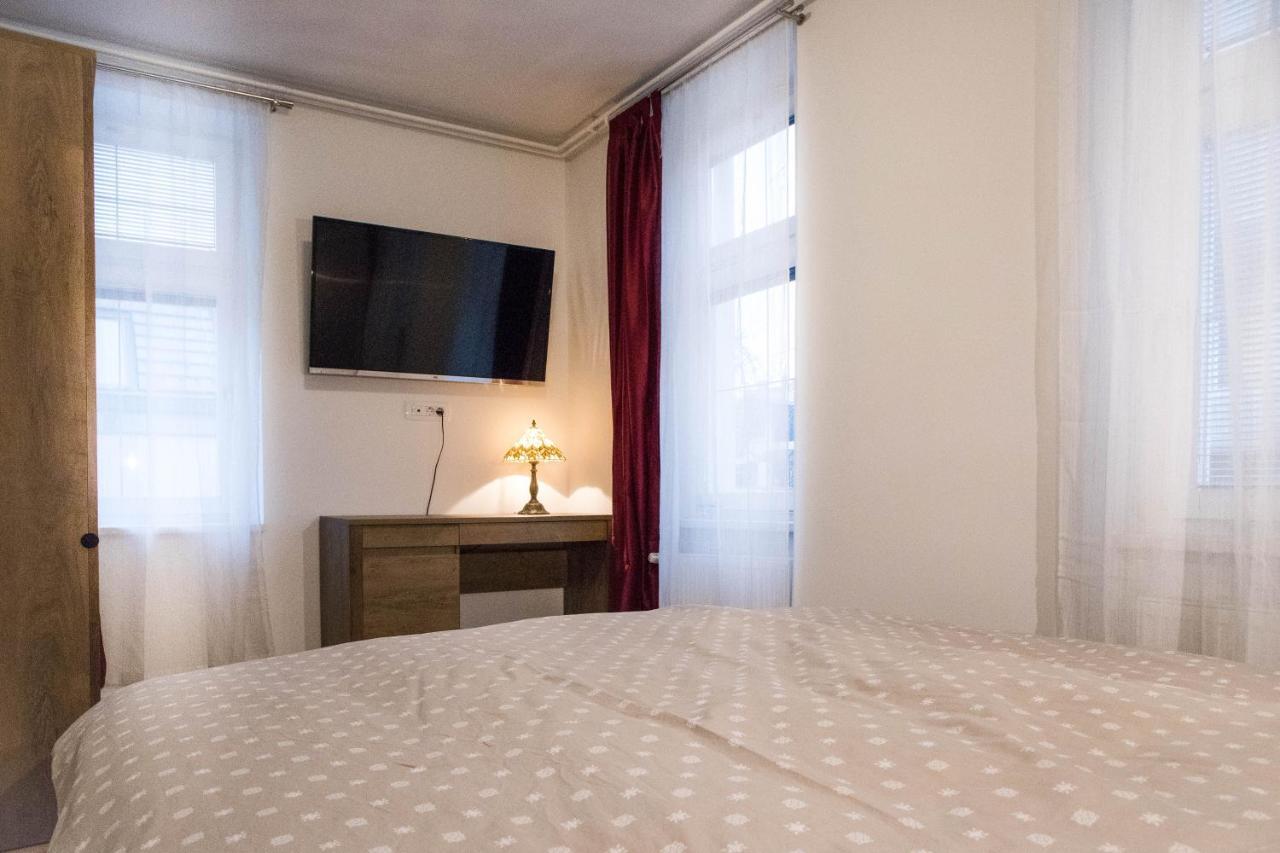 Jantar Apartmaji Novo Mesto Exteriér fotografie